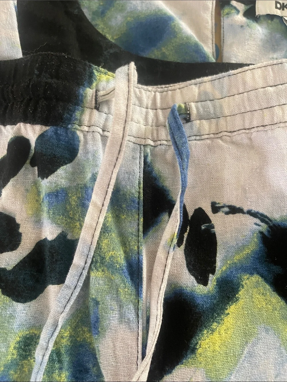 DKNY 2 Piece Set Blue & Black Watercolor Print Top and Matching wide leg